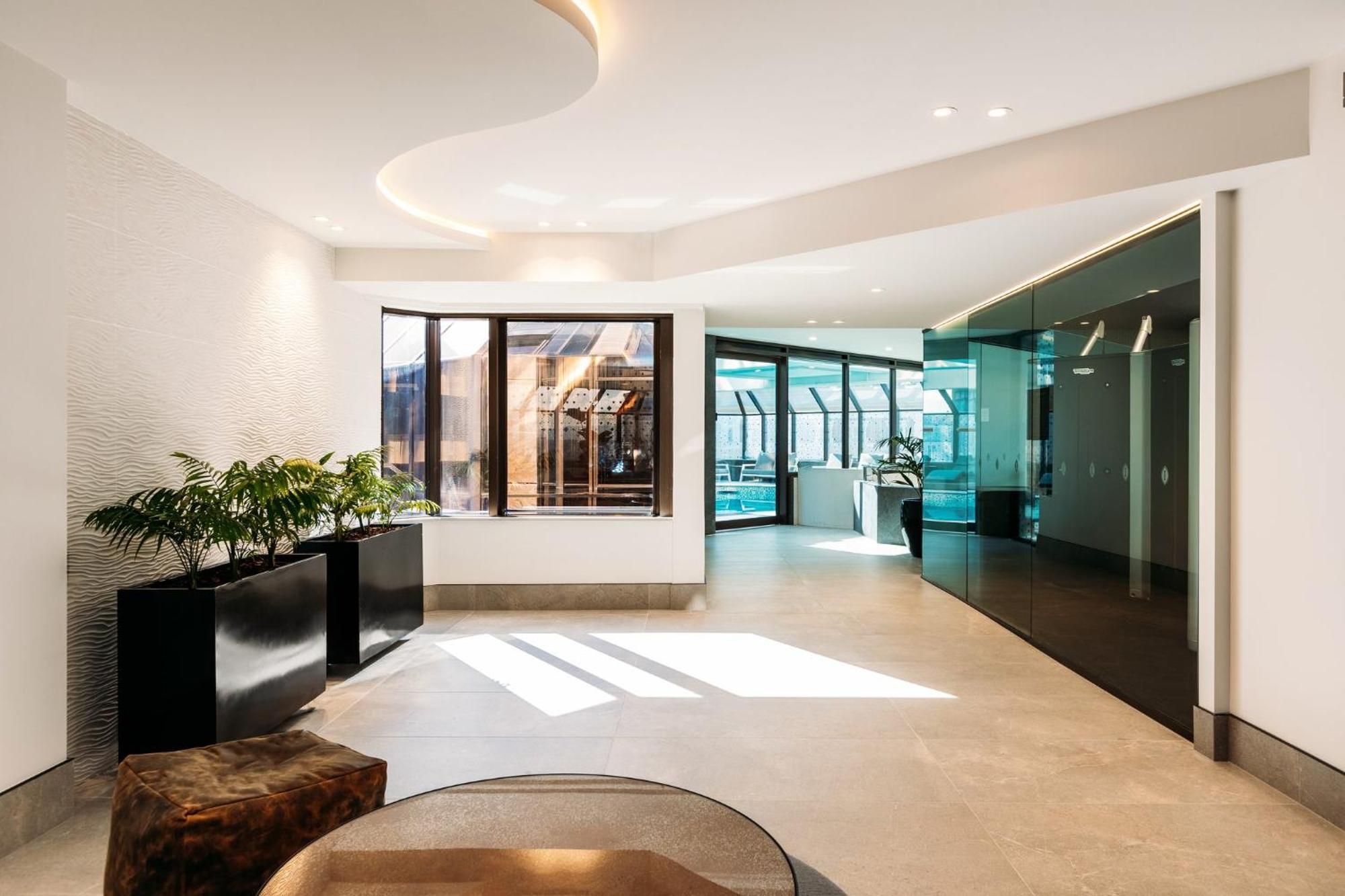 Hotel Intercontinental Wellington By Ihg Exteriér fotografie Interior of the building